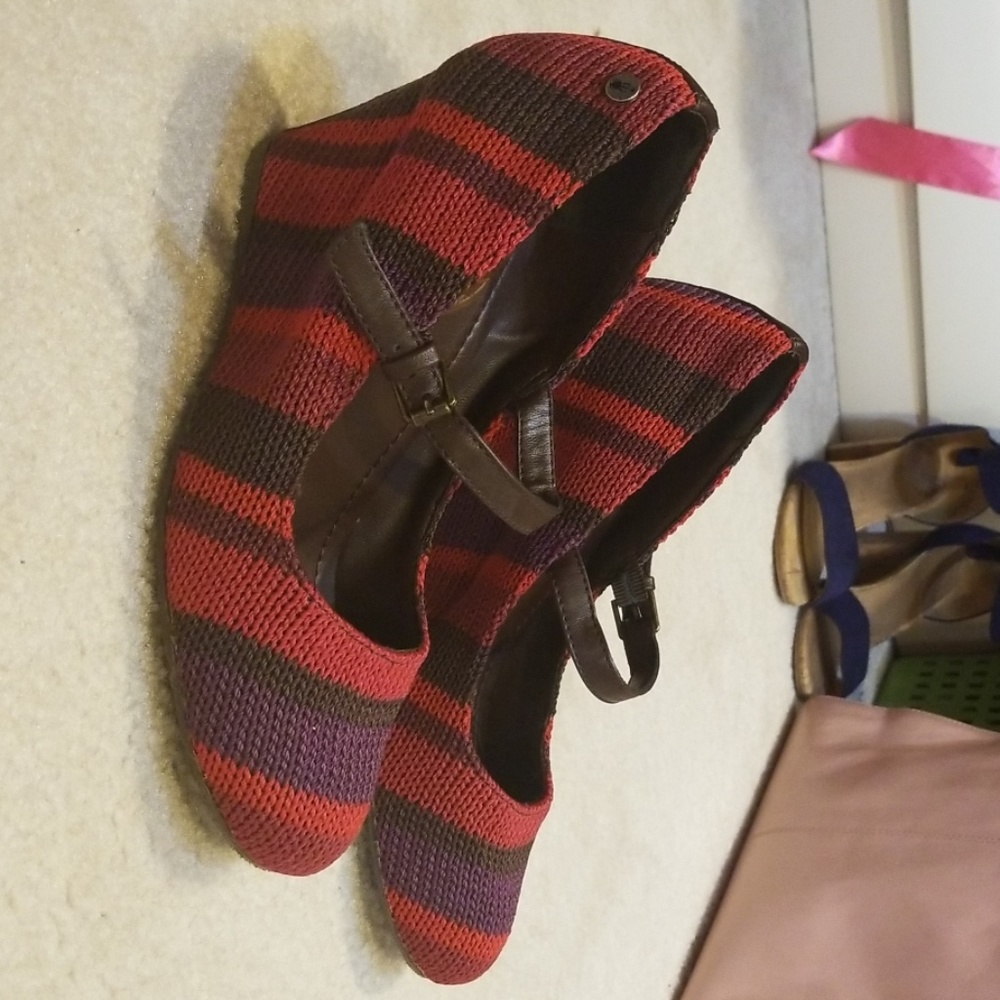 Mary Jane shoes by The Sak